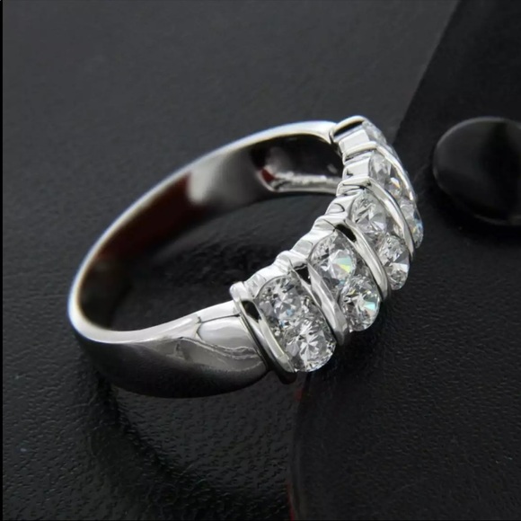 Round Double 925 Silver Diamond Ring New - Picture 4 of 5